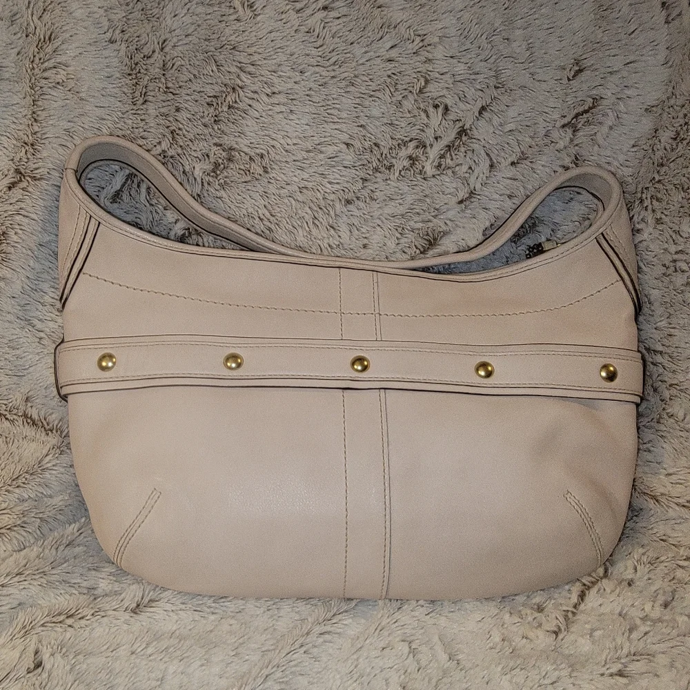 Coach cream colored bag. - Picture 2 of 12